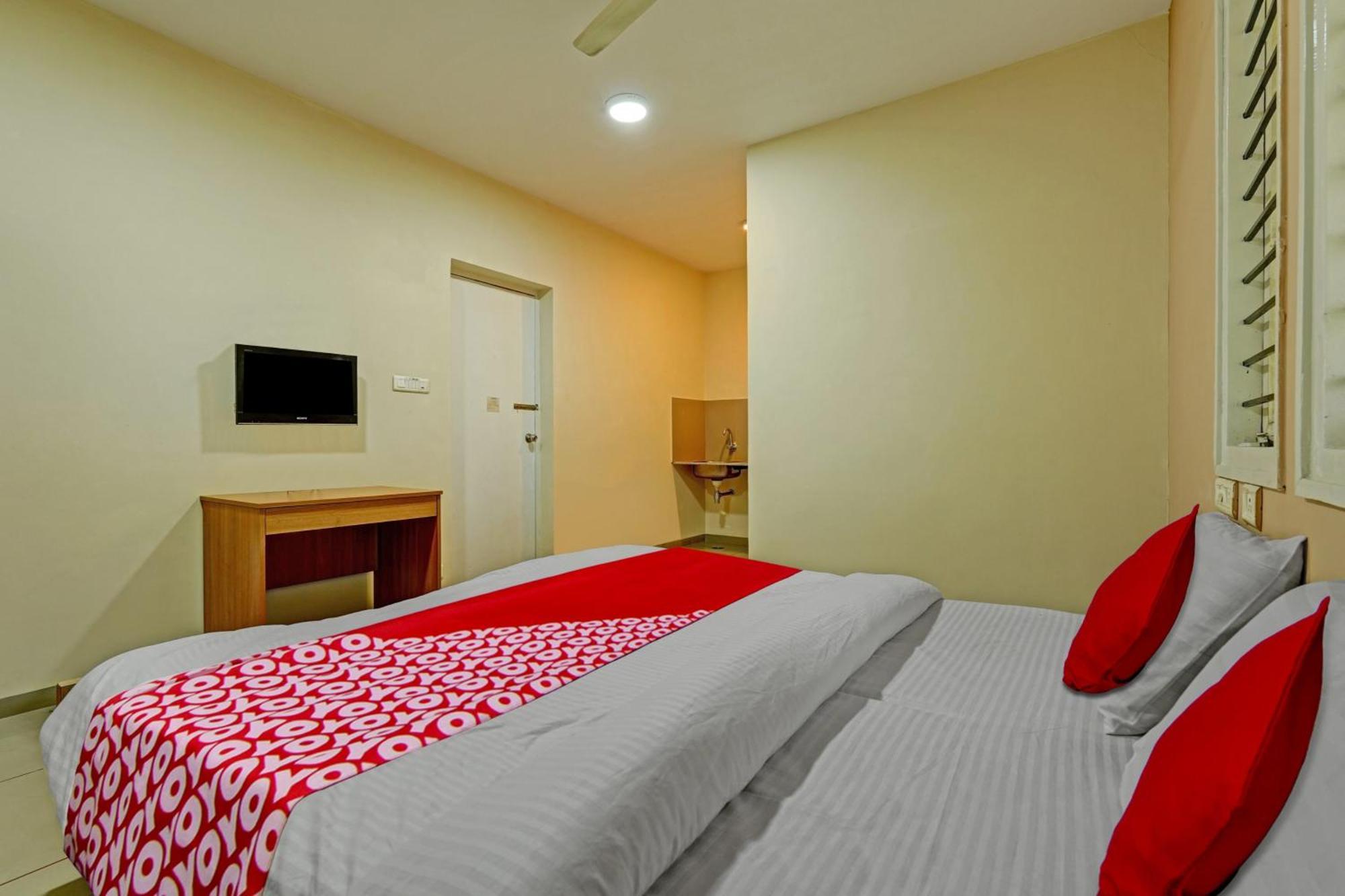 Super Hotel O Indra Suites Мисор Екстериор снимка